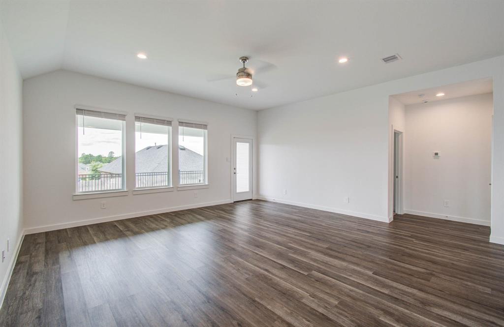 309 Pleasant Hill Way, Conroe, Texas image 21