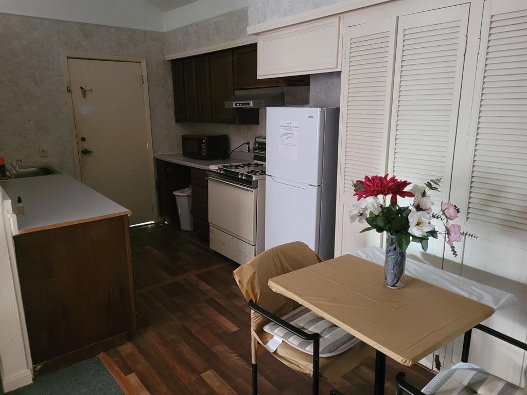 2013 Deats Road, Dickinson, Texas image 22