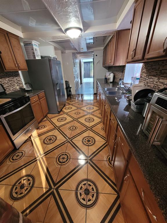 2013 Deats Road, Dickinson, Texas image 12