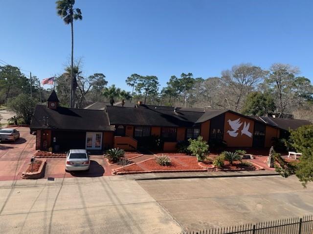 2013 Deats Road, Dickinson, Texas image 1