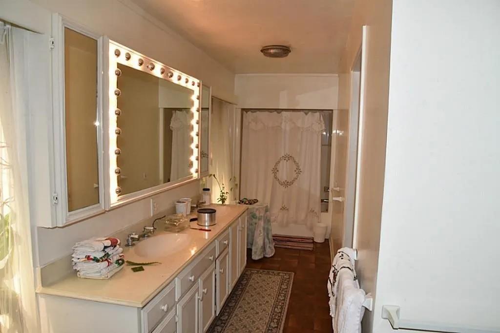 2013 Deats Road, Dickinson, Texas image 16