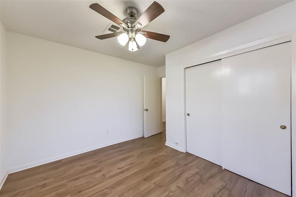 227 Cherry Valley Drive, Houston, Texas image 26