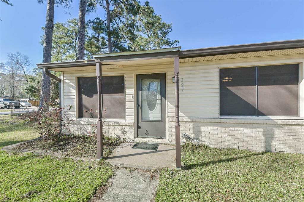 227 Cherry Valley Drive, Houston, Texas image 6