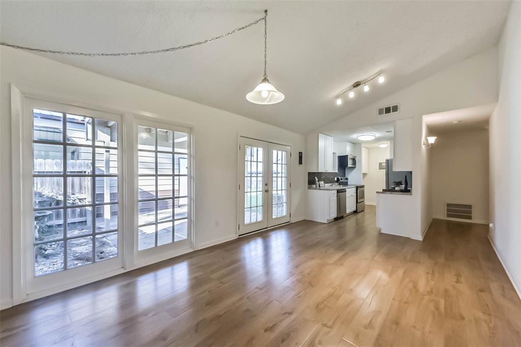 227 Cherry Valley Drive, Houston, Texas image 12
