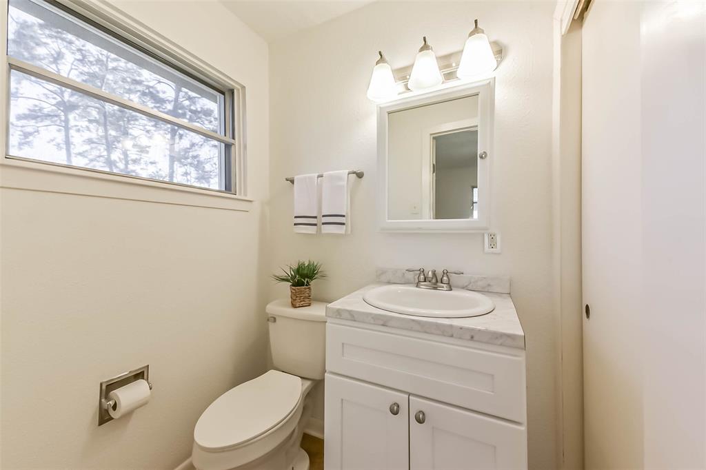 227 Cherry Valley Drive, Houston, Texas image 20