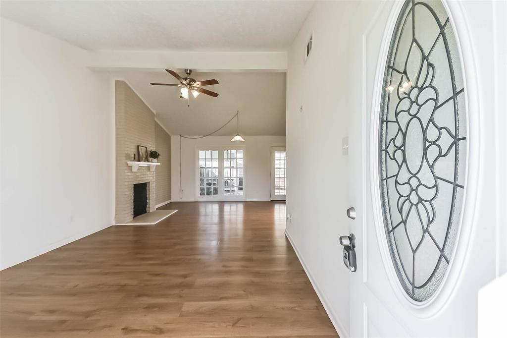 227 Cherry Valley Drive, Houston, Texas image 7