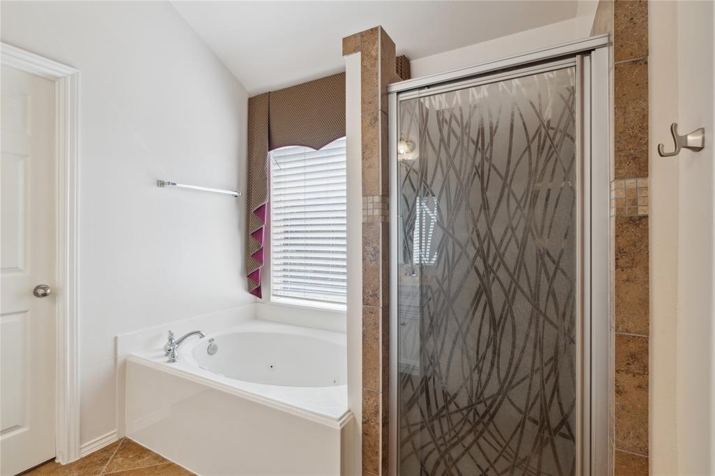 4323 Sunlit Pass Loop, Humble, Texas image 20