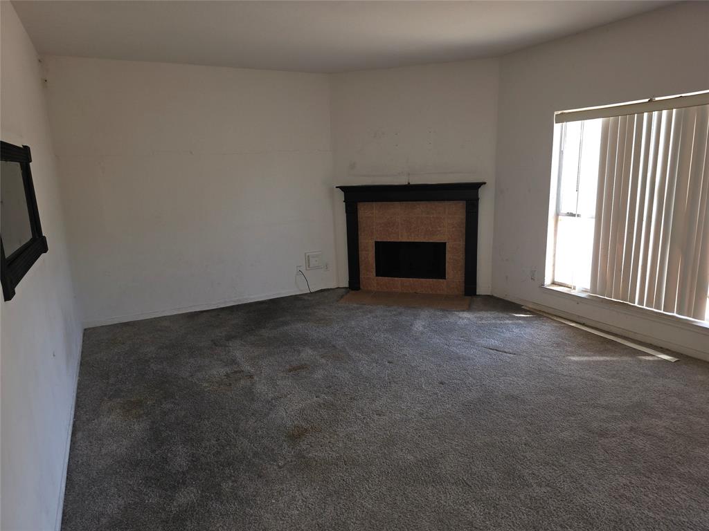 1235 N Arbor Bough Circle, Fresno, Texas image 2