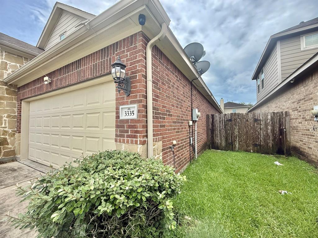 3335 Selene Drive