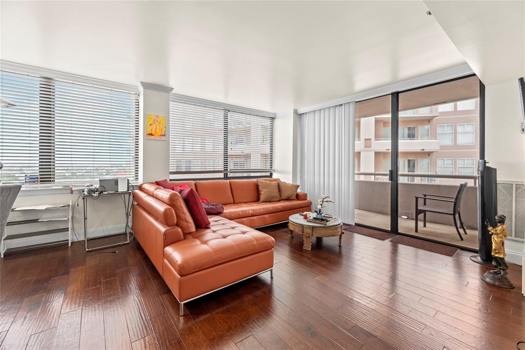 3525 Sage Road 1210