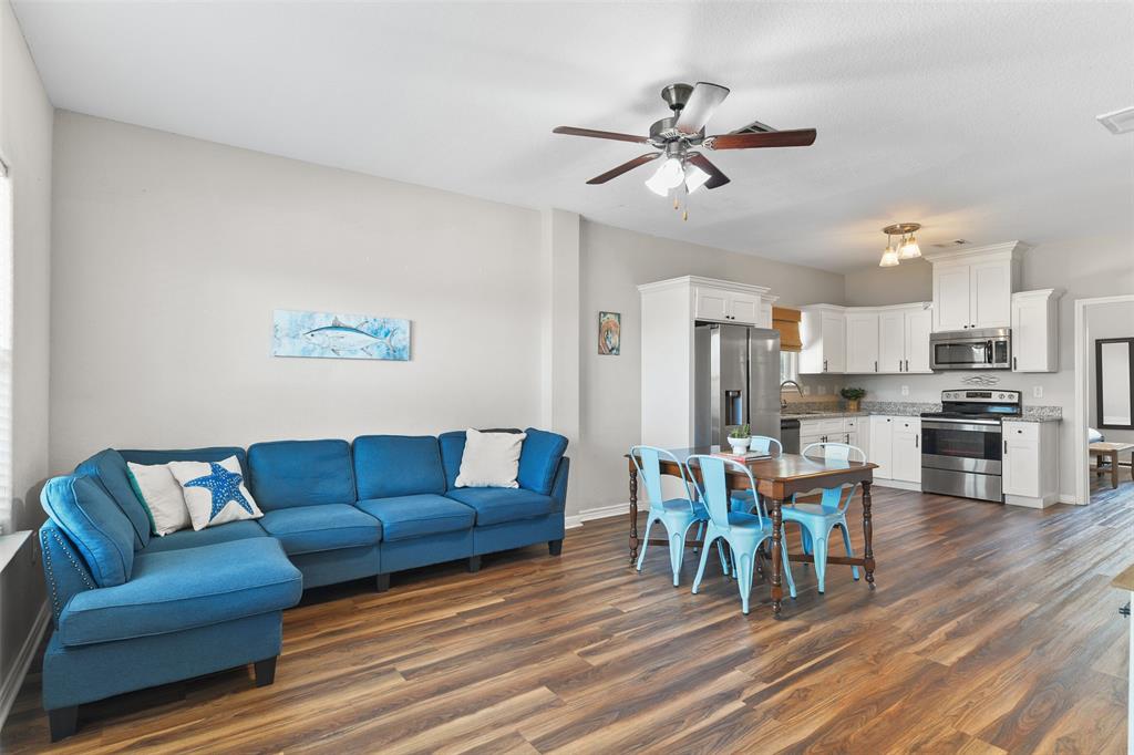 1302 55th Street, Galveston, Texas image 6