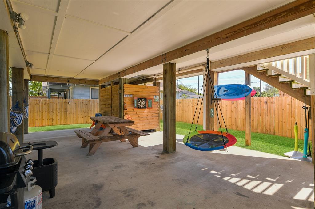 1302 55th Street, Galveston, Texas image 19