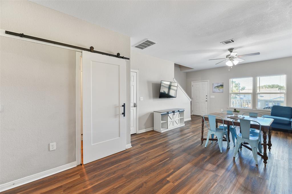 1302 55th Street, Galveston, Texas image 9