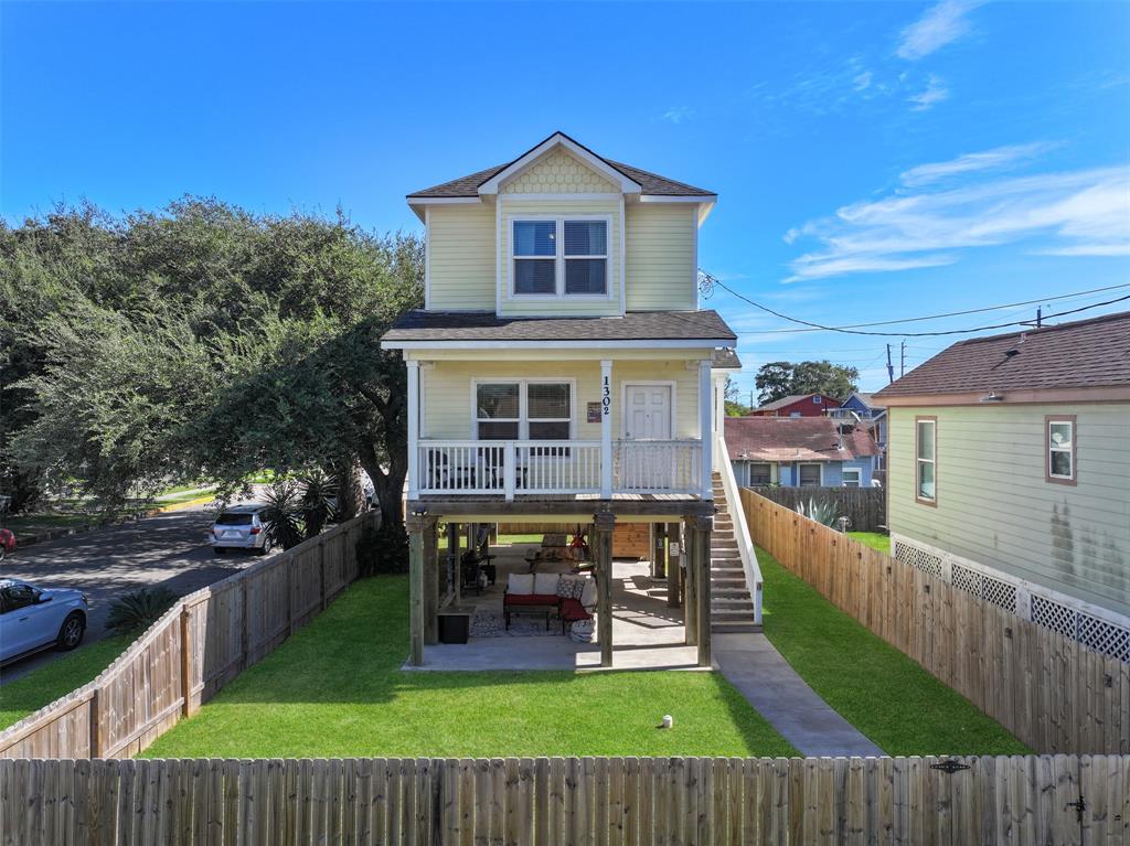 1302 55th Street, Galveston, Texas image 3