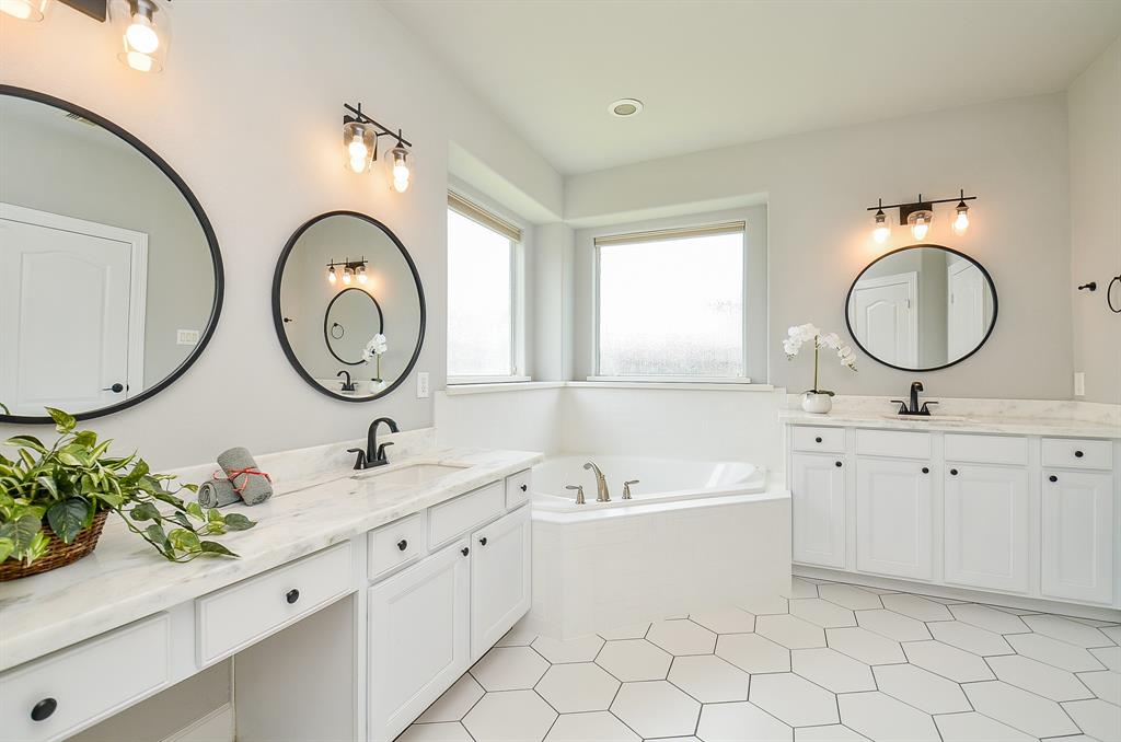 25803 Celtic Terrace Drive, Katy, Texas image 24
