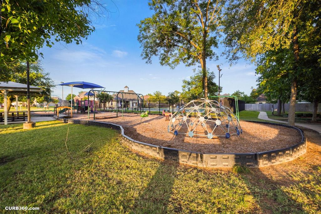 647 Cypresswood Trace, Spring, Texas image 38