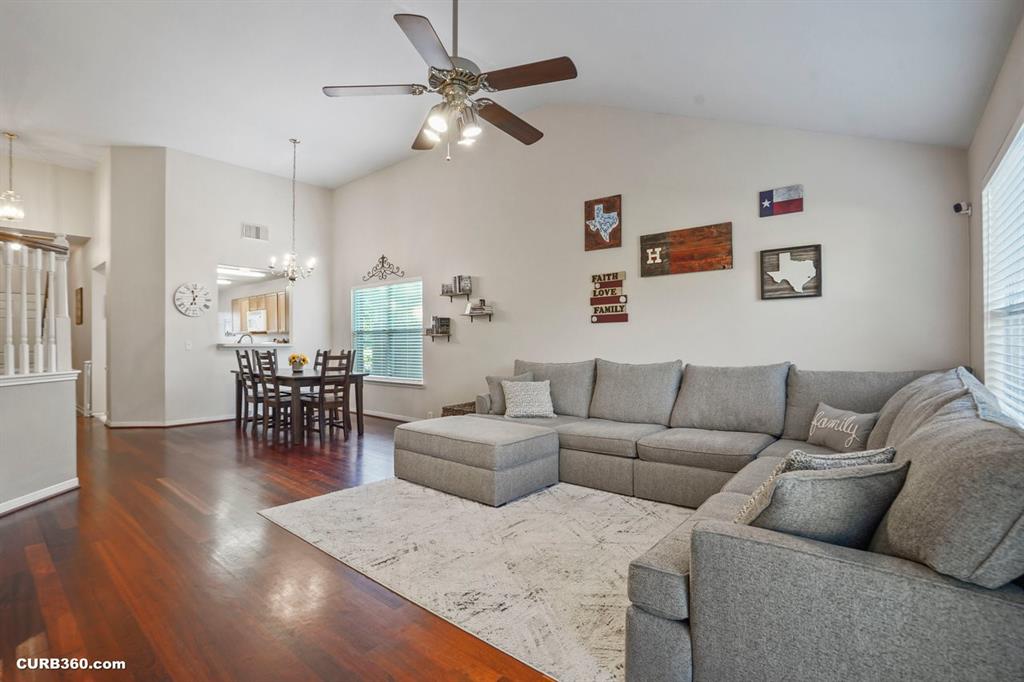 647 Cypresswood Trace, Spring, Texas image 17