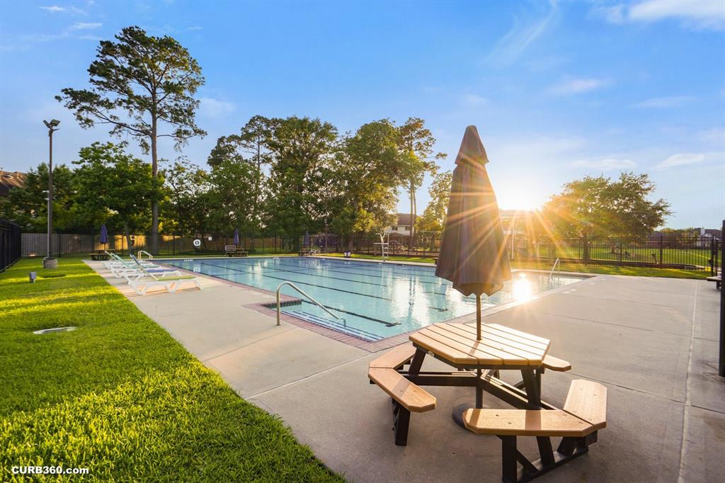 647 Cypresswood Trace, Spring, Texas image 36