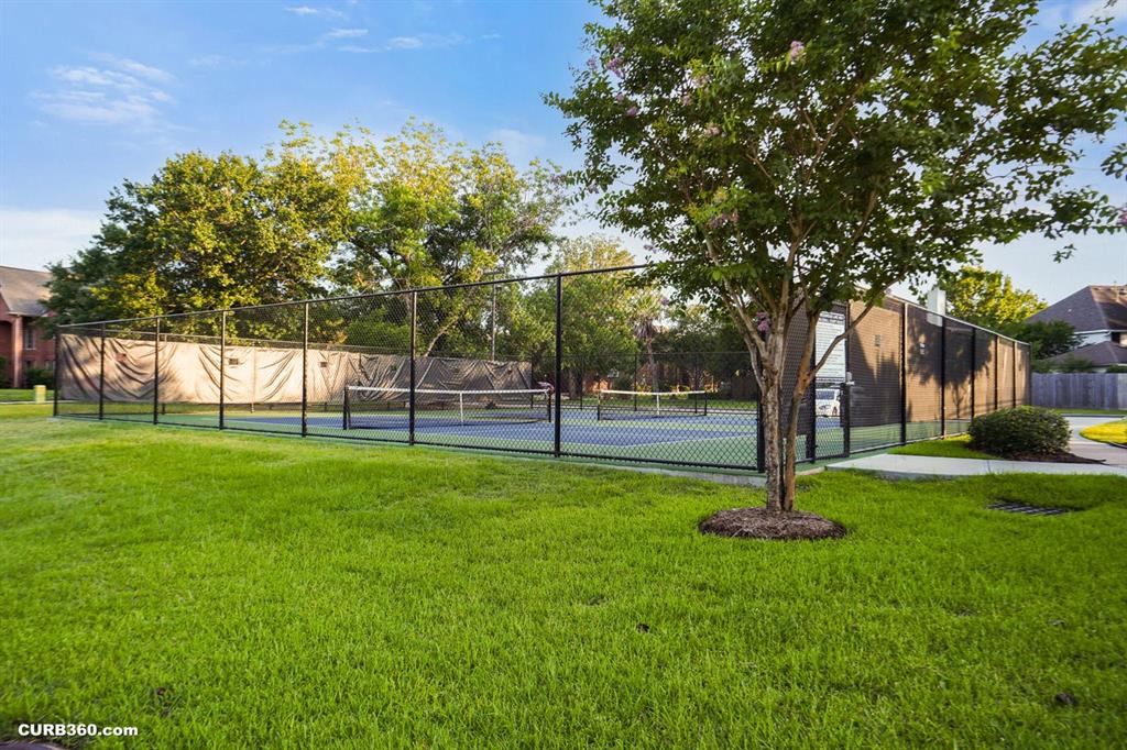 647 Cypresswood Trace, Spring, Texas image 35