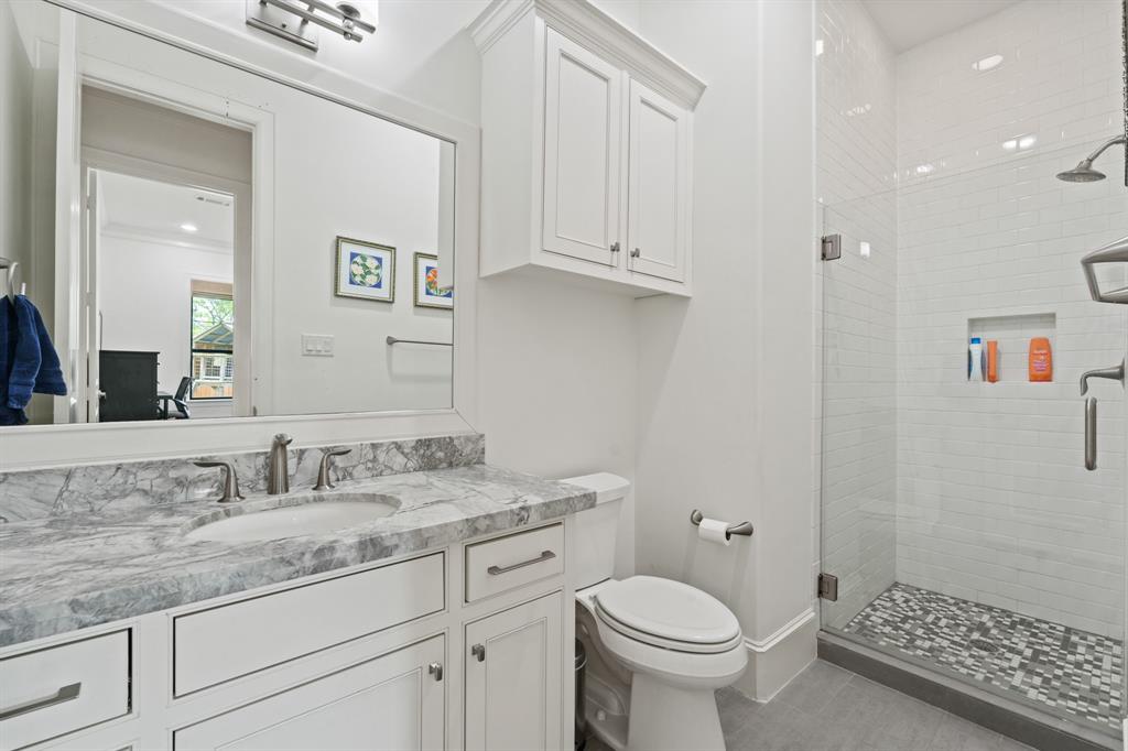 802 N 3rd Street, Bellaire, Texas image 25