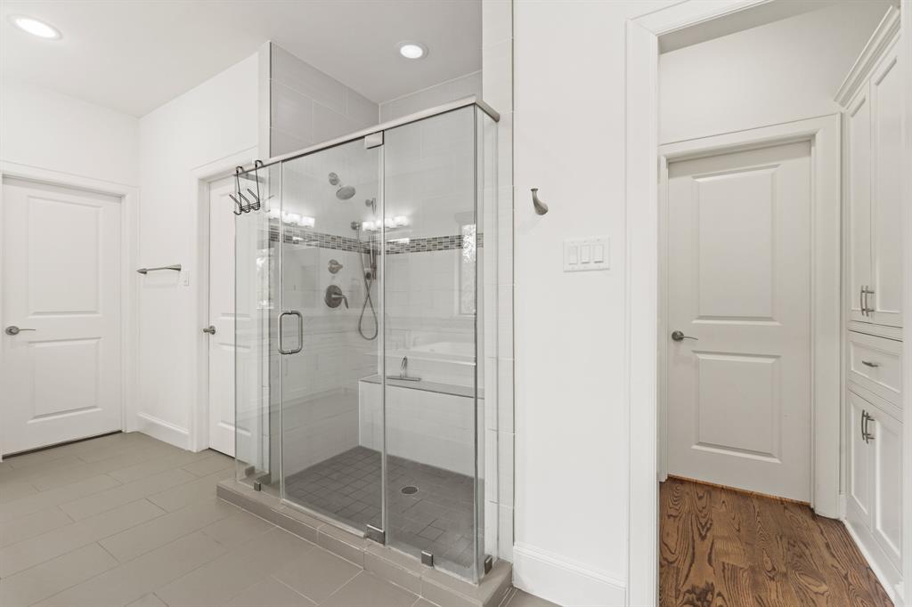 802 N 3rd Street, Bellaire, Texas image 32