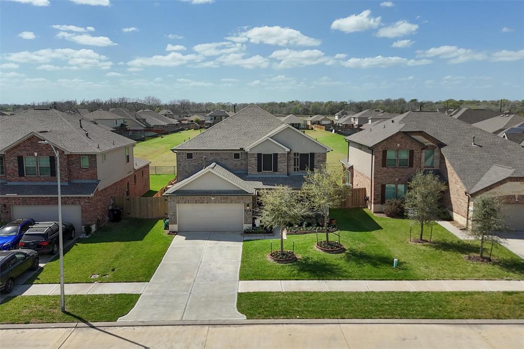 2715 Wembley Way Way, Rosenberg, Texas image 31