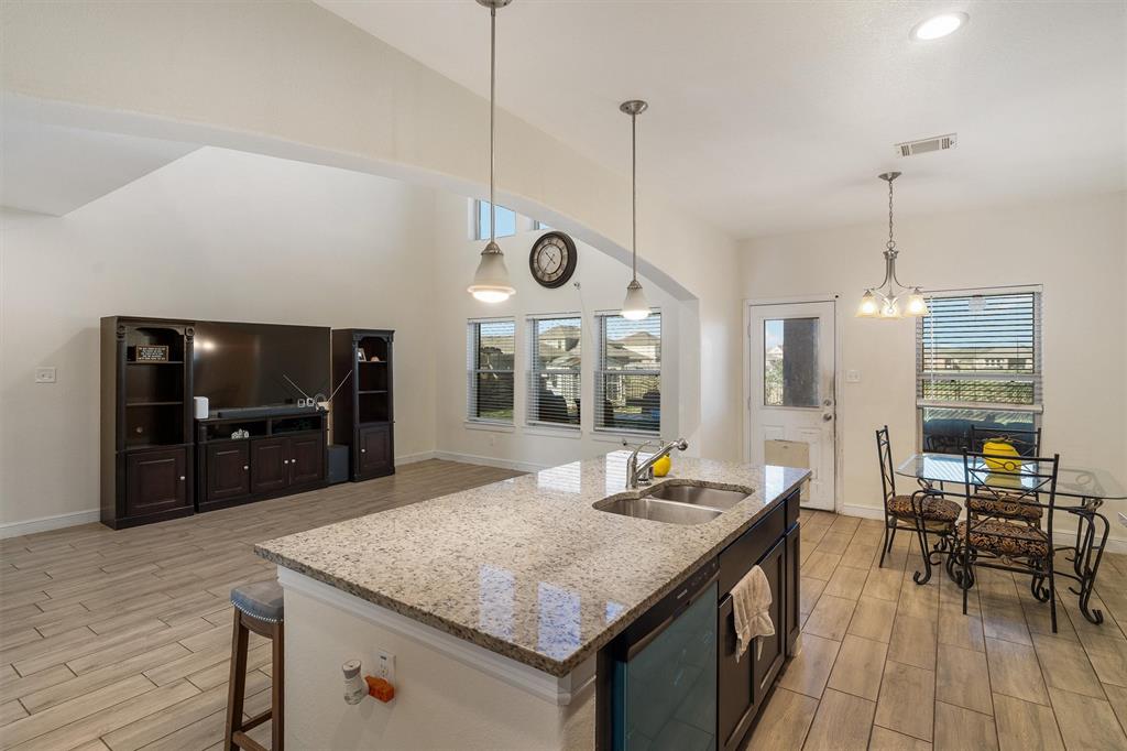 2715 Wembley Way Way, Rosenberg, Texas image 13