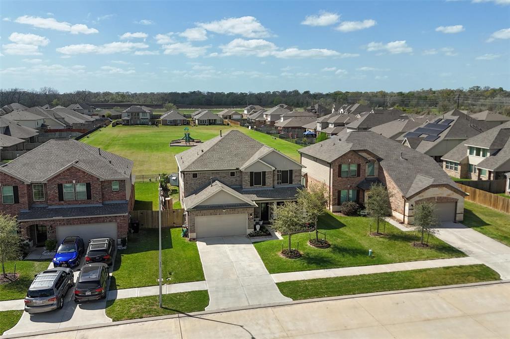 2715 Wembley Way Way, Rosenberg, Texas image 33