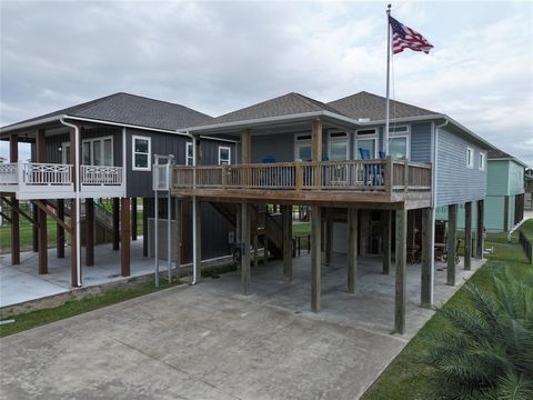 A home in Crystal Beach