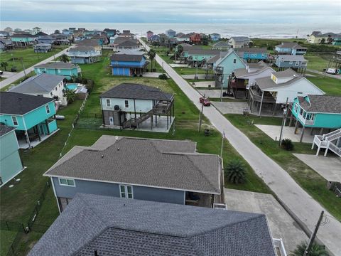 A home in Crystal Beach