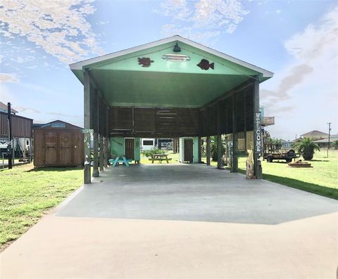 Photo of 911 East Road, Crystal Beach, TX 77650 (MLS # 38627104)