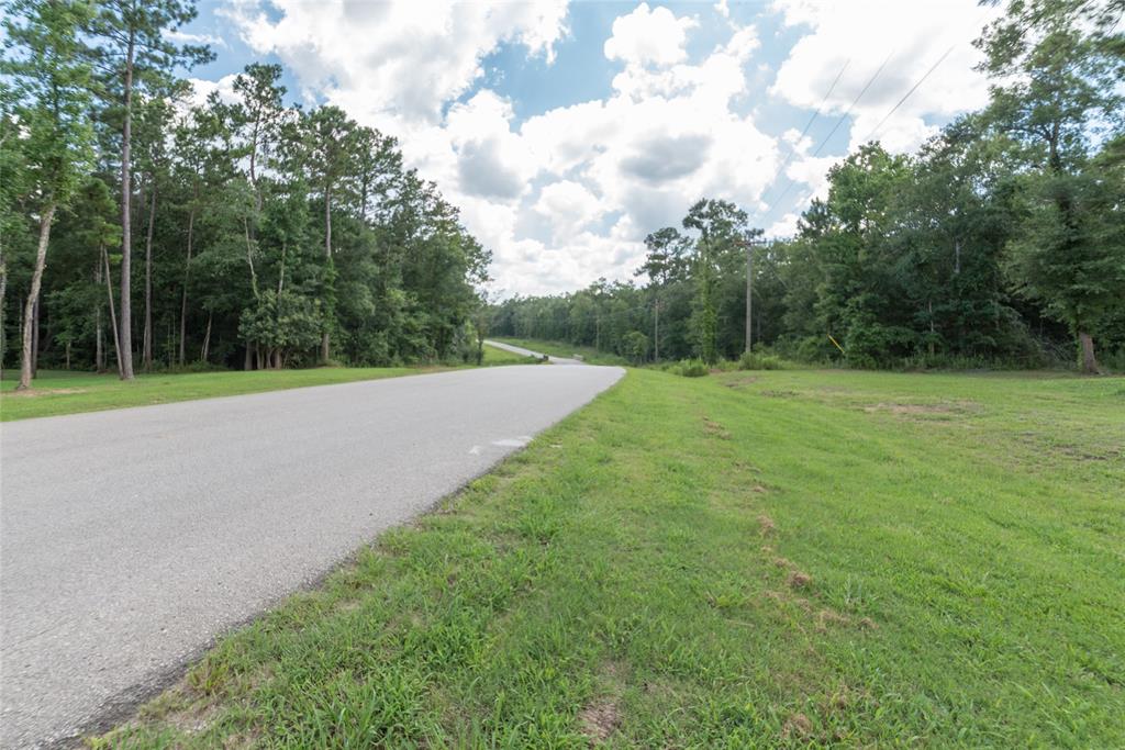 1153 County Road 6324, Dayton, Texas image 2