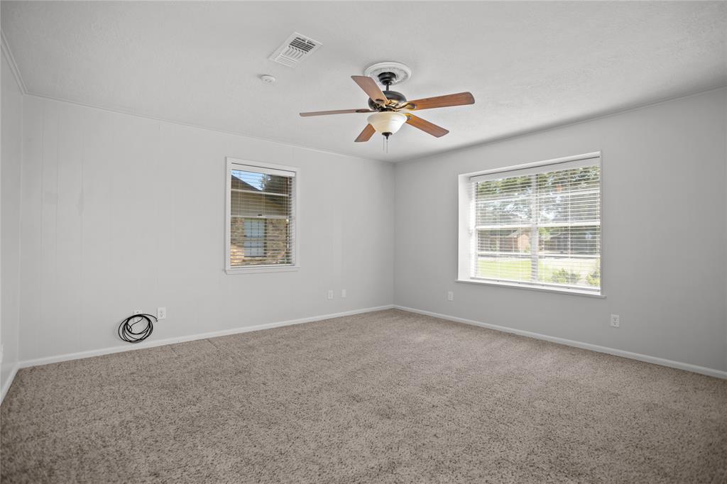 606 N Mciver Street, Madisonville, Texas image 17