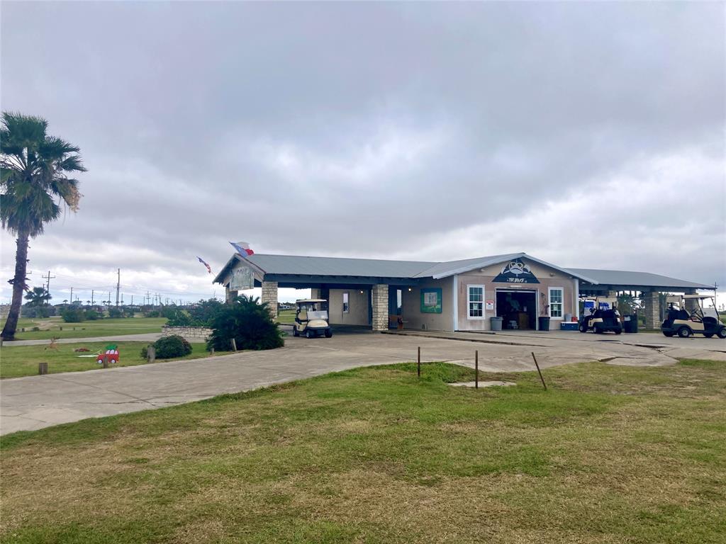 697 Overlook Drive, Crystal Beach, Texas image 13