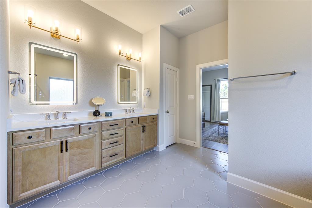 20907 Blooming Shrubs Court, Cypress, Texas image 18