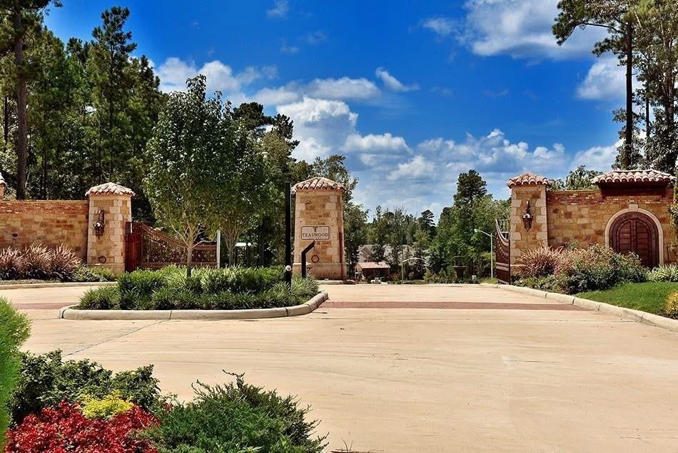 1703 Madera Oaks Court, Conroe, Texas image 32