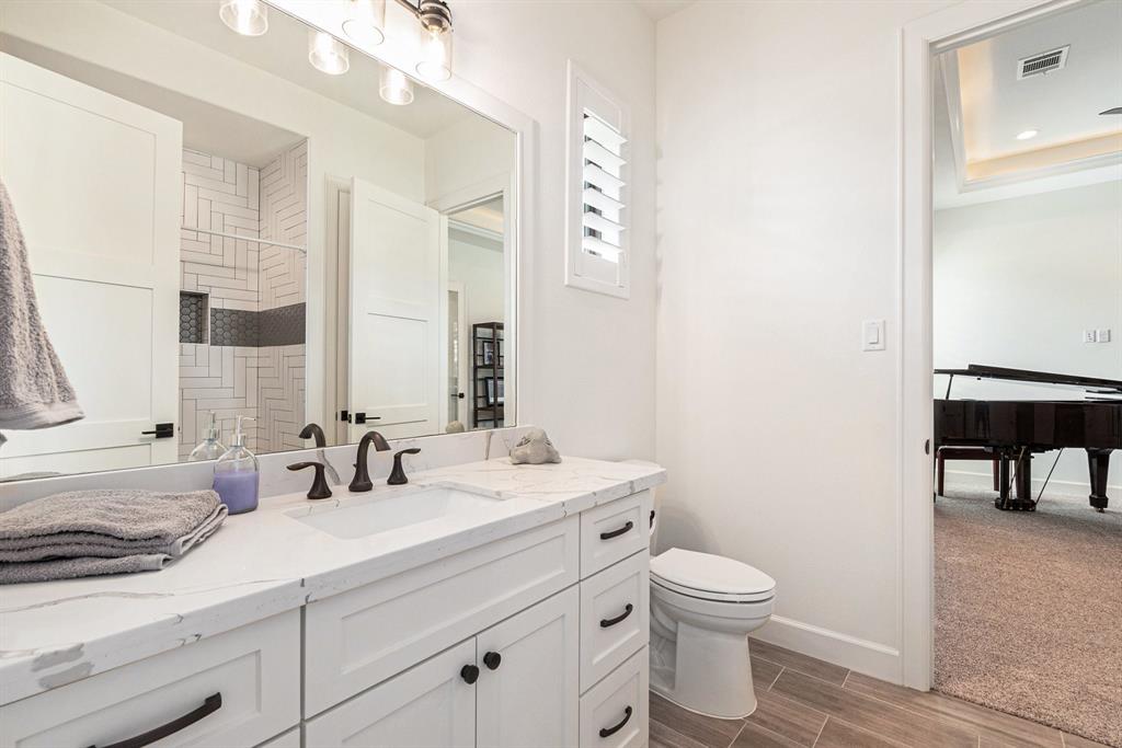 1703 Madera Oaks Court, Conroe, Texas image 19