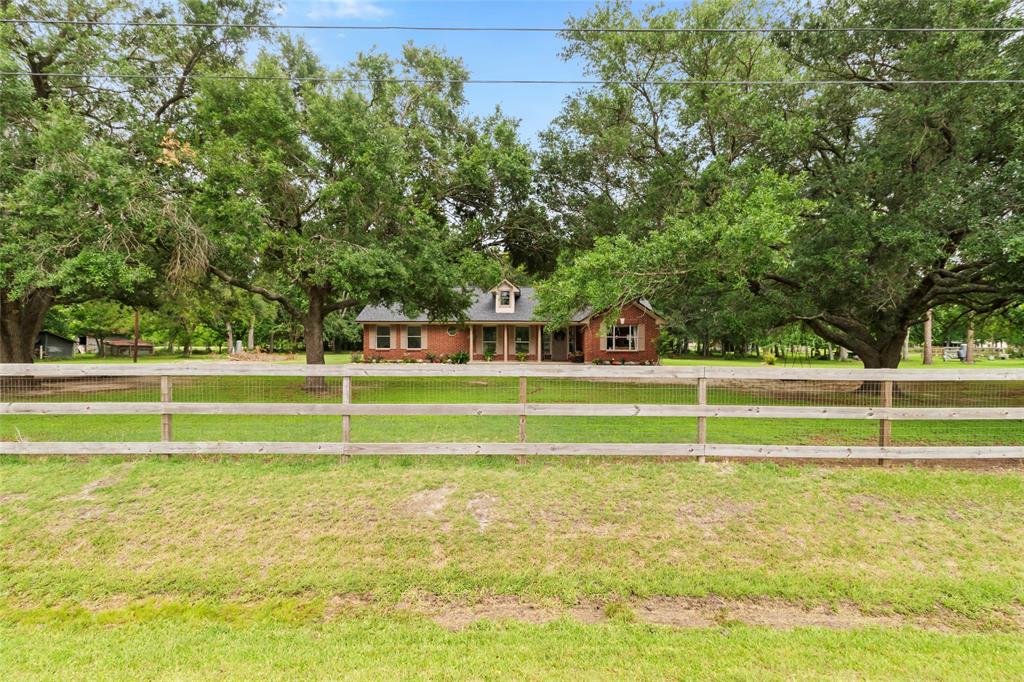 9528 Gates Loop