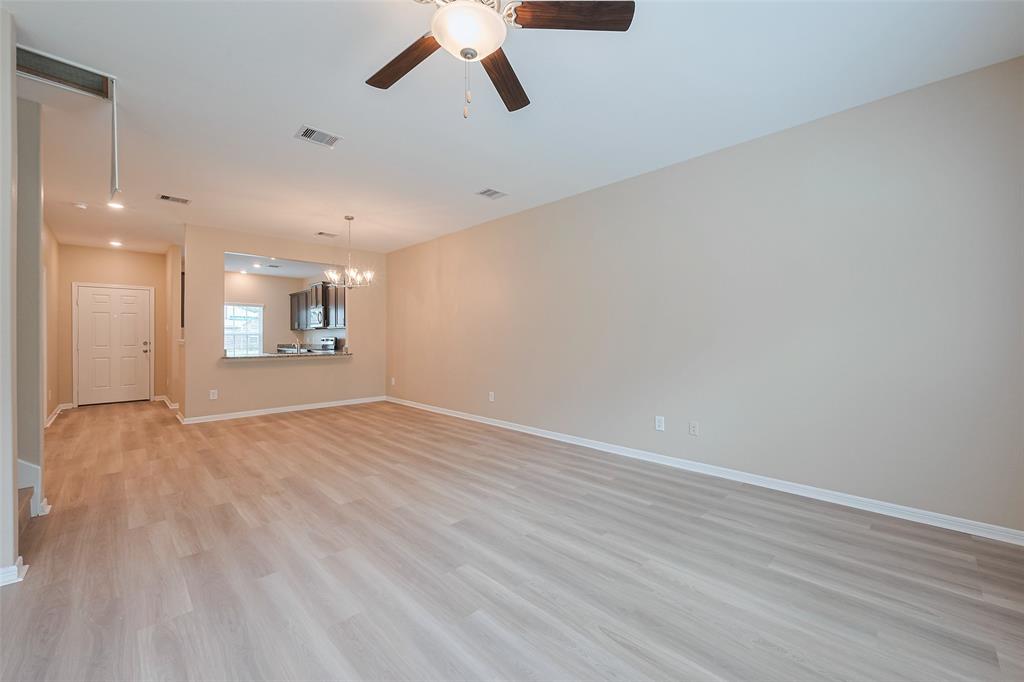 10554 Sweetwater Creek Drive, Cleveland, Texas image 10