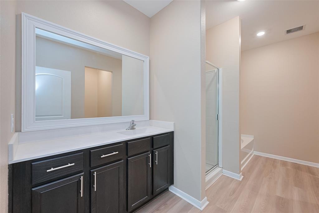 10554 Sweetwater Creek Drive, Cleveland, Texas image 37