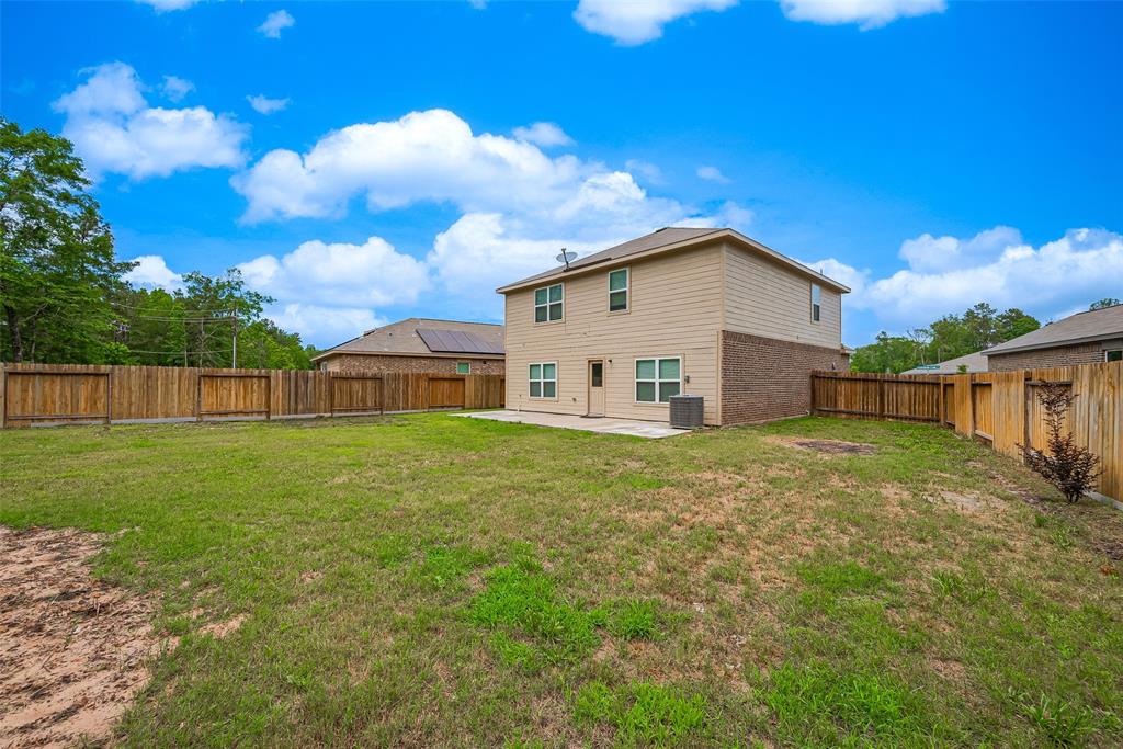 10554 Sweetwater Creek Drive, Cleveland, Texas image 46
