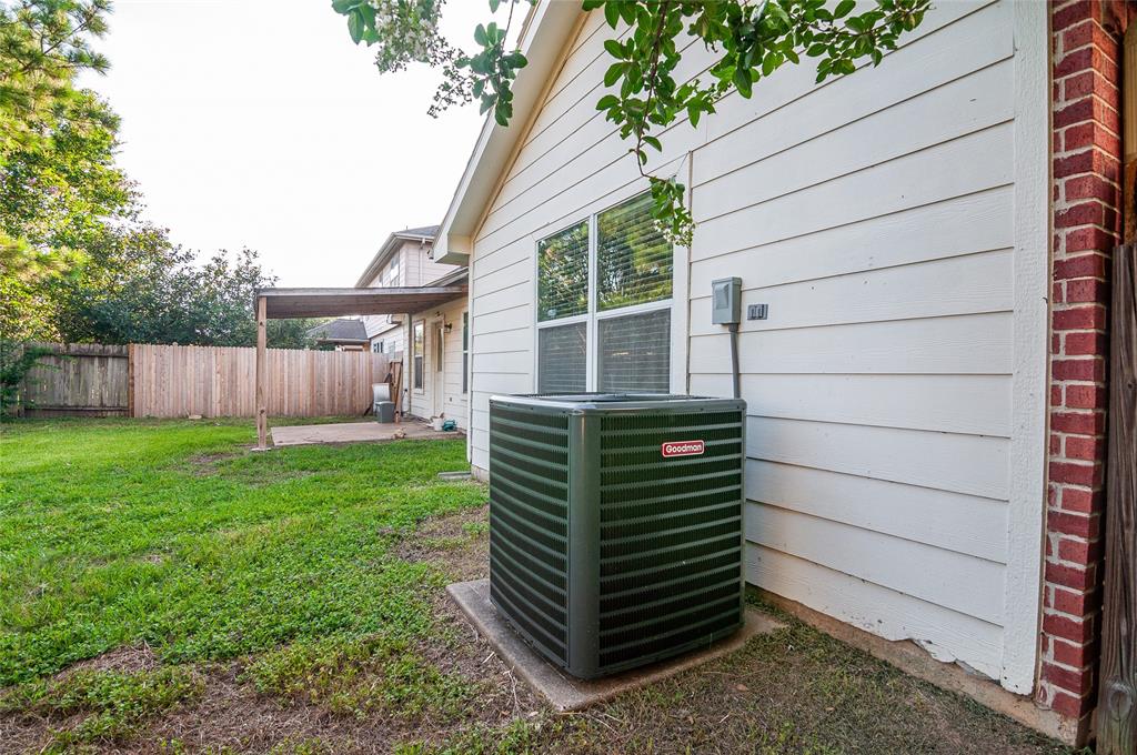 21515 Oak Park Trails Drive, Katy, Texas image 23