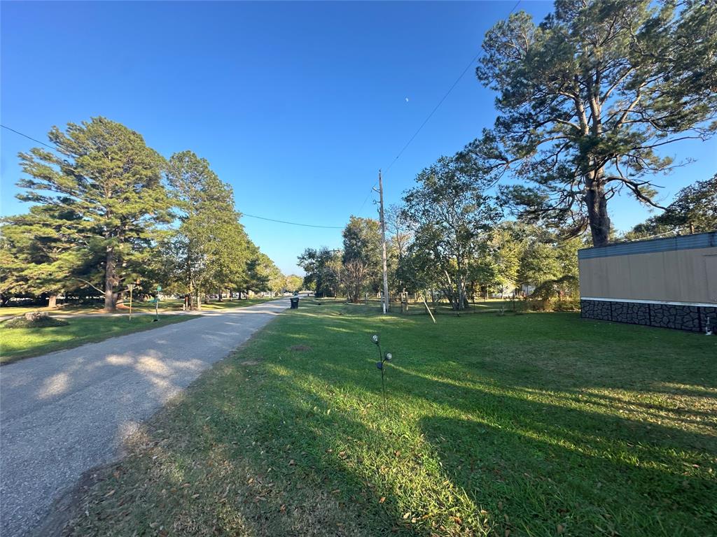 603 Bryan Street, Damon, Texas image 9
