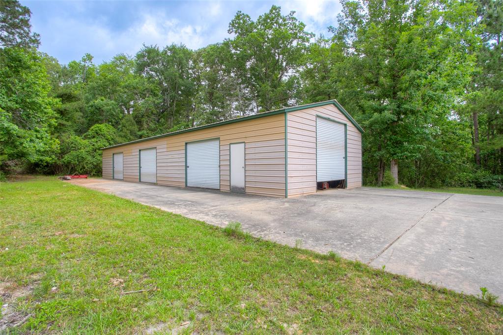 2400 Fm-3081, Willis, Texas image 45