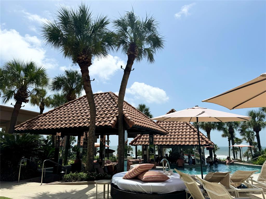 5220 Seawall Boulevard 438/439