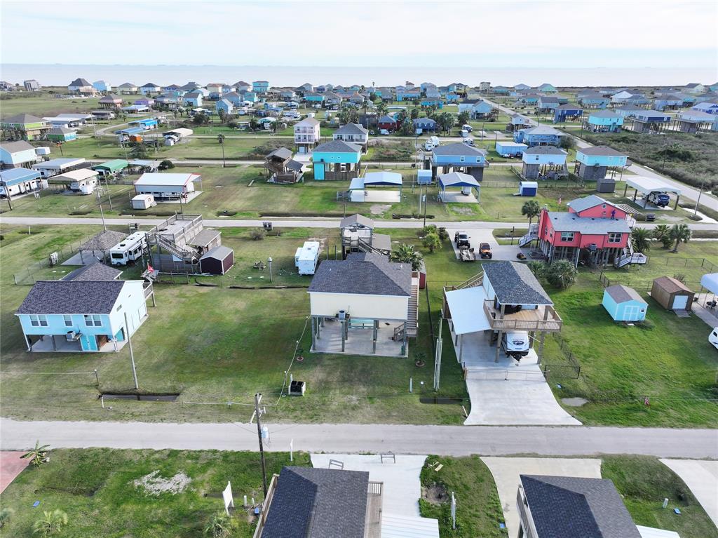 118 Ocean Tide Drive, Crystal Beach, Texas image 34