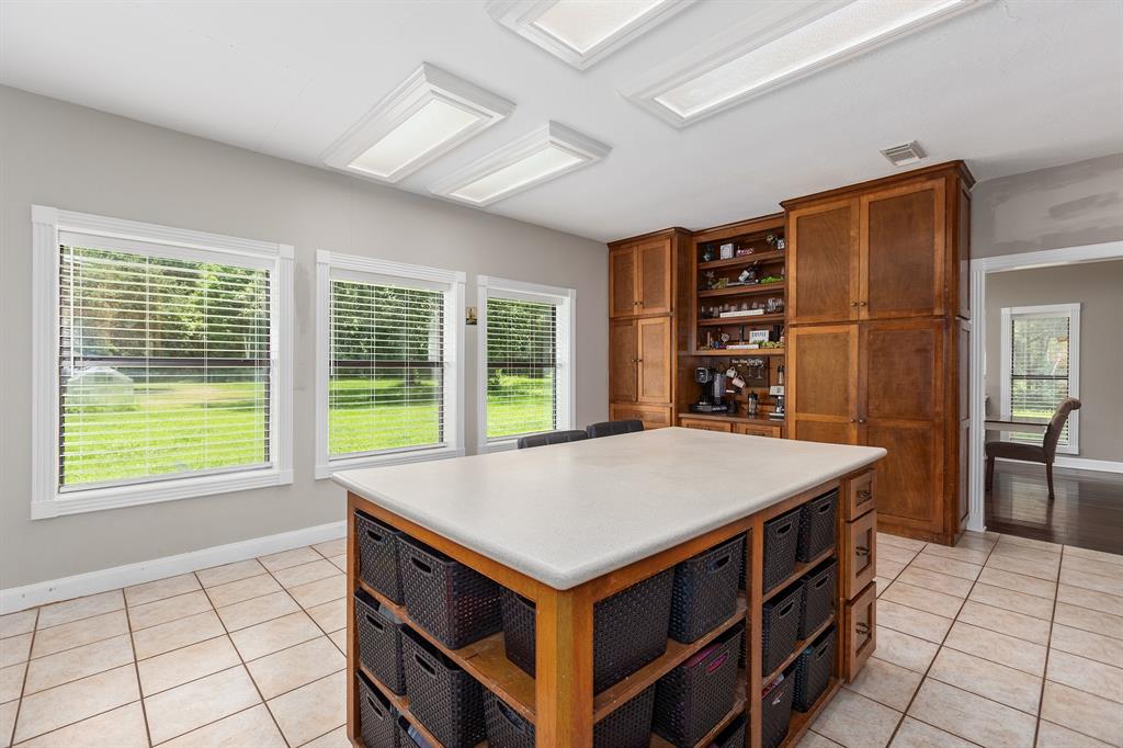 1278 Fm 2610 Road, Cleveland, Texas image 17