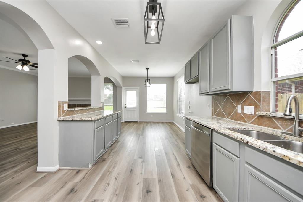 4027 Dogwood Bough Lane, Fresno, Texas image 22