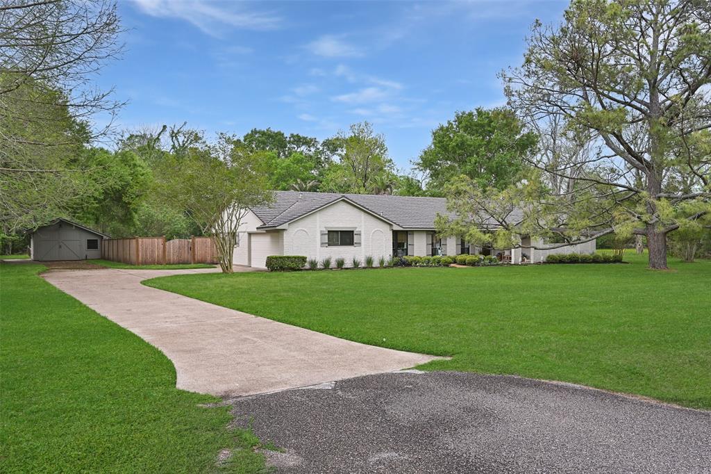 2006 Deepbrook Drive, Pearland, Texas image 40