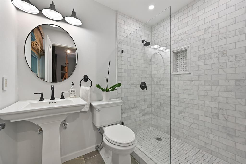 2006 Deepbrook Drive, Pearland, Texas image 30